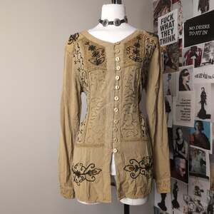 Embroidered Button-Front Long Sleeve Tunic Boho Top